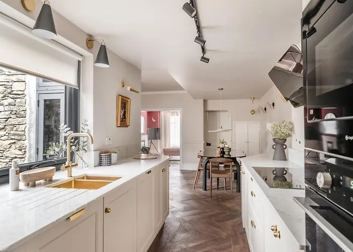 Springfield-windermere * Windermere